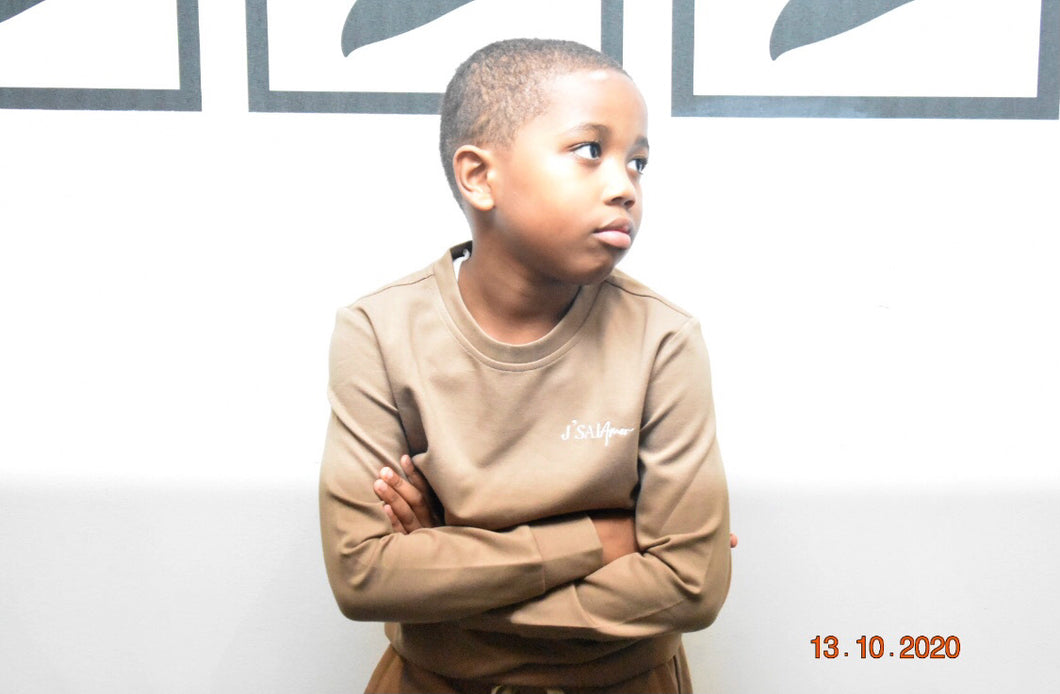 “Jsaiamor two piece unisex set”